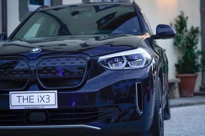 ANTEPRIMA BMW iX